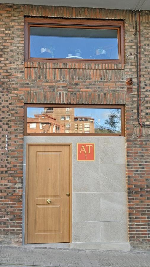 Mood Bilbao Apartamentos - New & Special Εξωτερικό φωτογραφία